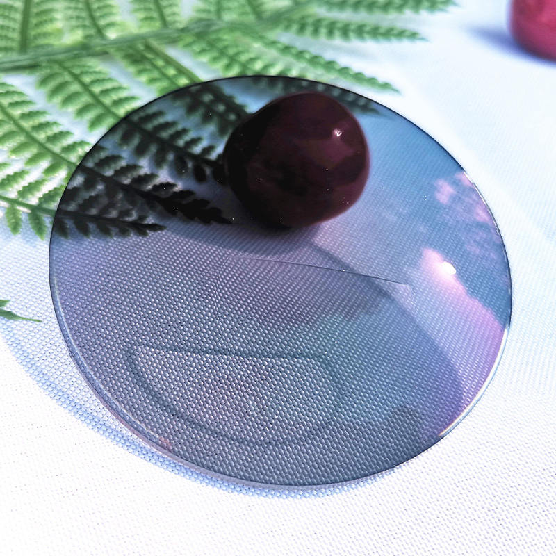 1,56 Bifokální fotochromatická plochá čočka HMC/SHMC