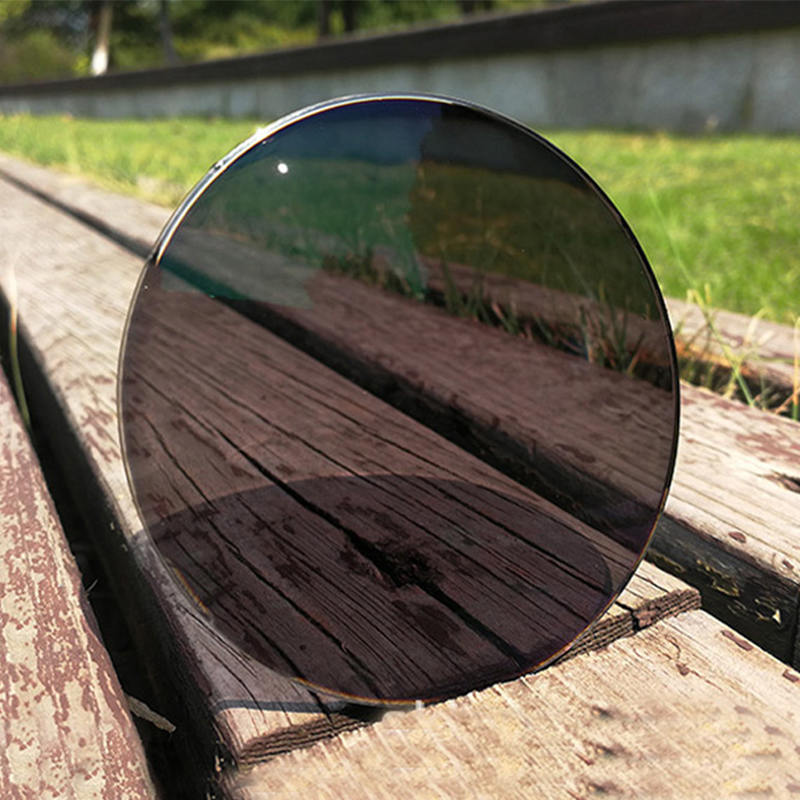 1,56 Bifokální fotochromatická plochá čočka HMC/SHMC