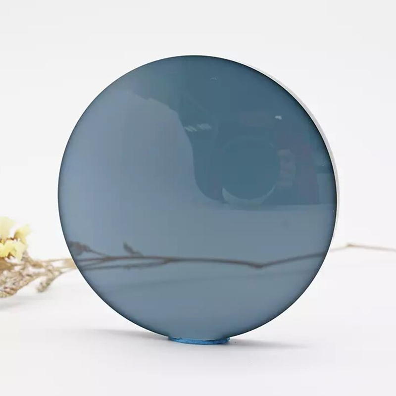 1,60 Polohotový fotochromatický jednovidový objektiv