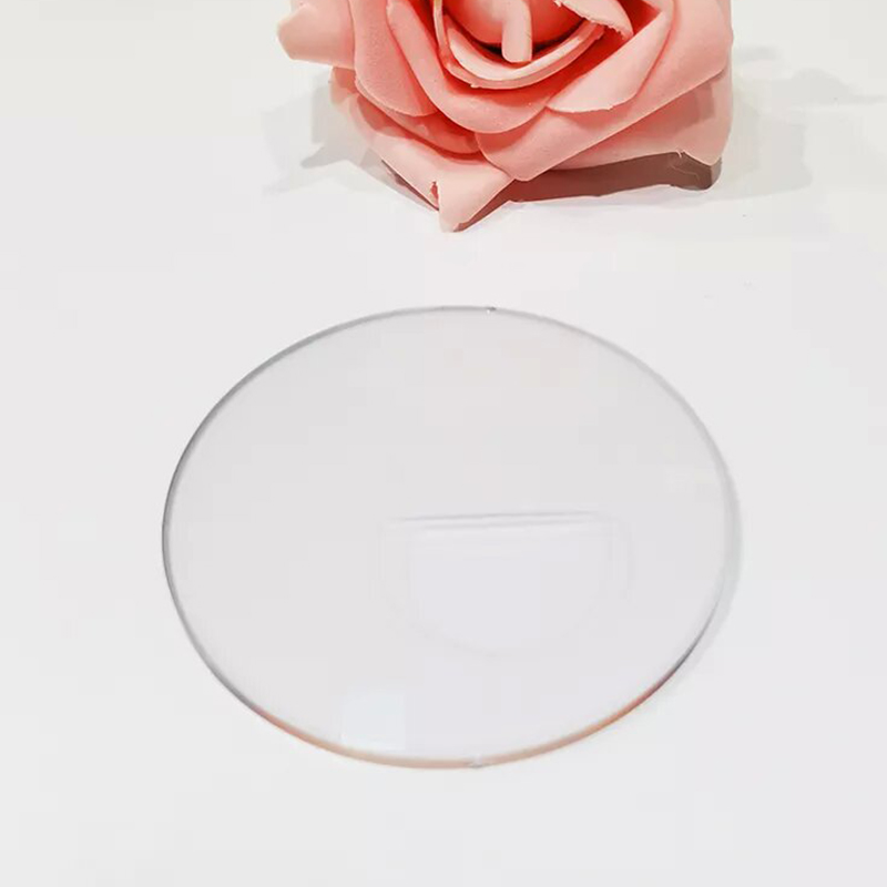 1.499,- Polodokončená plochá bifokální čočka