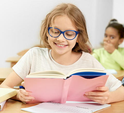 Čočky pro kontrolu myopie